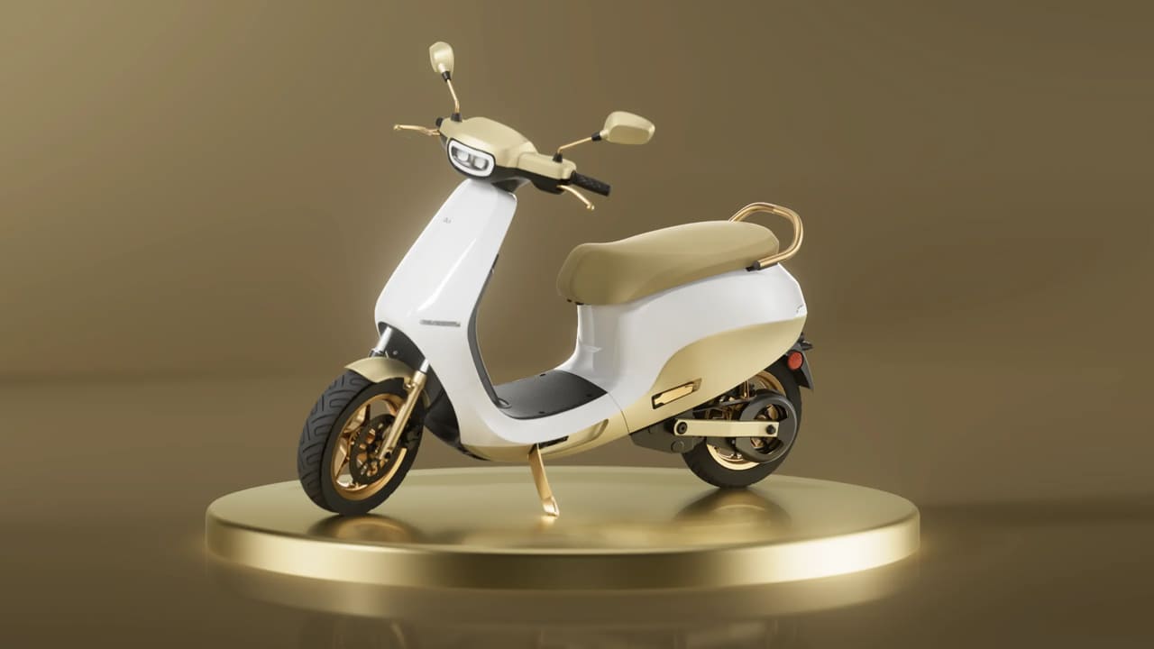 EV Scooter: ওলা ইলেকট্রিক স্কুটার কেনার আগে দুবার ভাবুন, ব্যাটারি বদলানোর খরচ চমকে দেবে